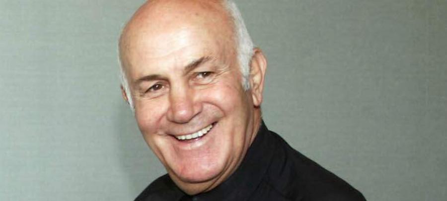 Τάκης Λουκανίδης: Η ζωή στο ορφανοτροφείο, η απώλεια που τον τσάκισε, η μετανάστευση στην Αφρική και το μοιραίο έμφραγμα στα 80