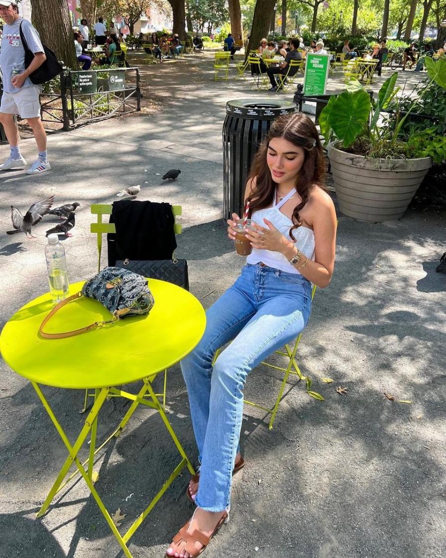 Με θέα όλη τη Νέα Υόρκη και πανάκριβο: Το πολυτελές διαμέρισμα της κόρης της Τατιάνας Στεφανίδου Λυδίας Ευαγγελάτου