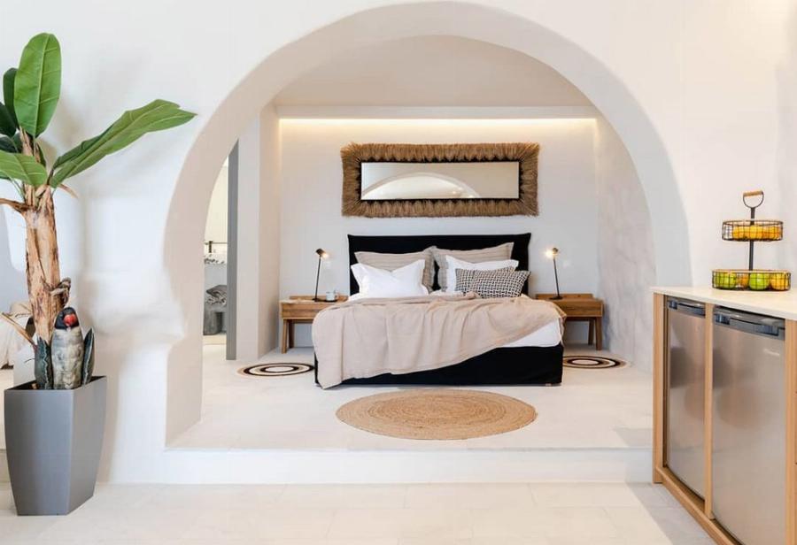 Σοφία Αλιμπέρτη: H αγορά του εγκαταλελειμμένου ξενοδοχείου στην Πάρο, η ανακαίνιση και η μεταμόρφωσή του σε εξωτικό προορισμό