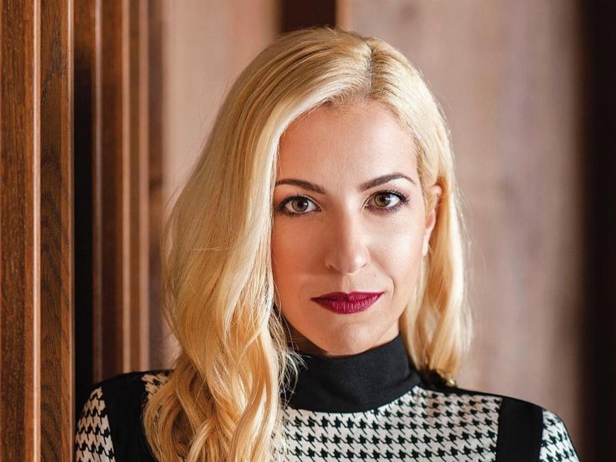 Αινιγματική και χωρίς να αποκαλύψει πολλά: Η Μαρία Αναστασοπούλου για τη συνεργασία της με τον Γιώργο Παπαδάκη