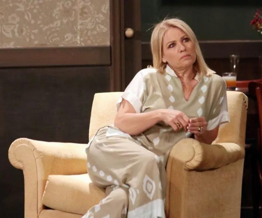 Μαριάννα Τουμασάτου: Ο γοητευτικός ηθοποιός αδερφός της, η άγνωστη καταγωγή και η γνωριμία με τον Αλέξανδρο Σταύρου