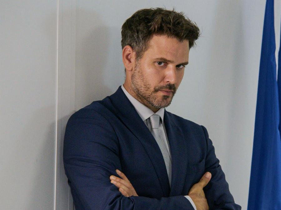 Ας γνωρίσουμε καλύτερα τον Μιχάλη Λεβεντογιάννη: Όσα ήθελες να ξέρεις για τον νέο γοητευτικό ηθοποιό από τη σειρά «Οι Παγιδευμένοι»