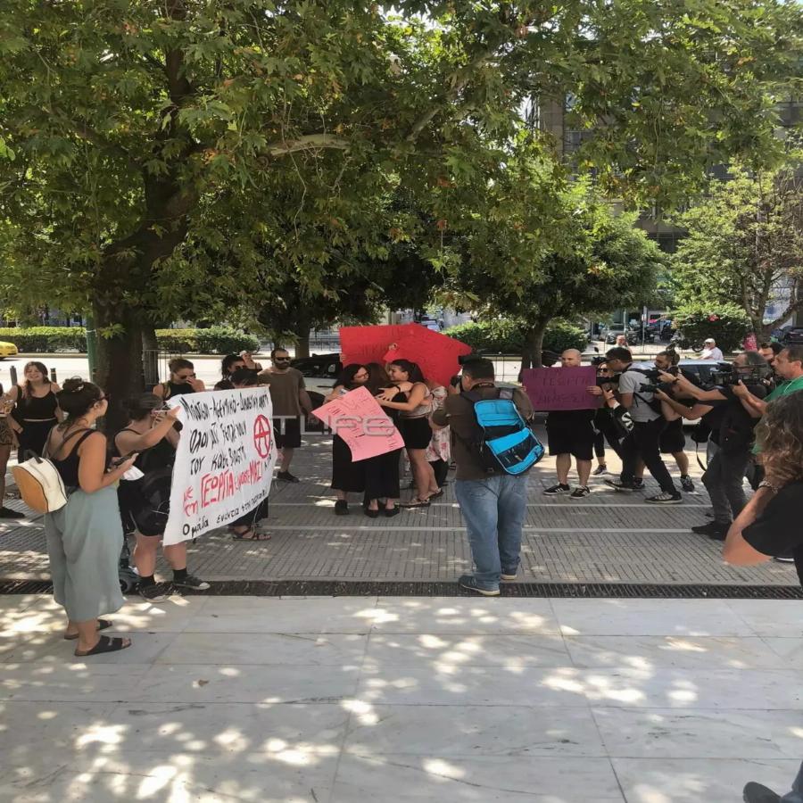 «Θα πάω μέχρι τέλους»: Έβαλε τα κλάματα η Γεωργία Μπίκα έξω τον Άρειο Πάγο