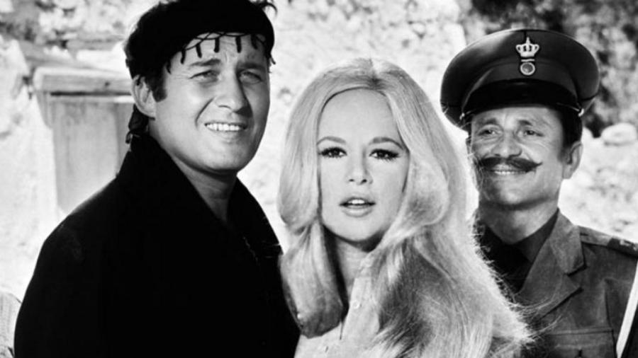 Κανείς δεν το πήρε χαμπάρι: Οι δύο πασίγνωστες σκηνές που δεν παίζει η Αλίκη Βουγιουκλάκη, αλλά κασκαντέρ