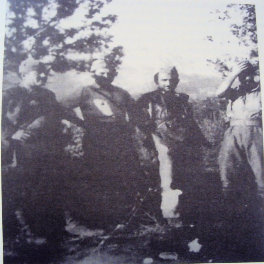 Νάκος Μπελής: Ο πραγματικός ήρωας που έπαιρνε λεφτά από πλούσιους για να τα μοιράσει σε φτωχούς, πέθανε όμως τραγικά