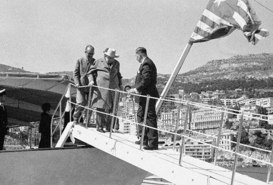 «Ο καλόκαρδος Ωνάσης, η κακιά Τζάκι και η ξινή Κάλλας»: Ο καπετάνιος του γιοτ «Χριστίνα» σπάει τη σιωπή του