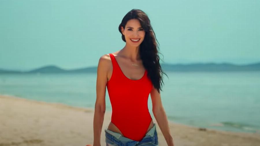 Οι γοητευτικοί παίκτες του Love Island: Οι 5 κοπέλες και τα 5 αγόρια που μπαίνουν στο ριάλιτι