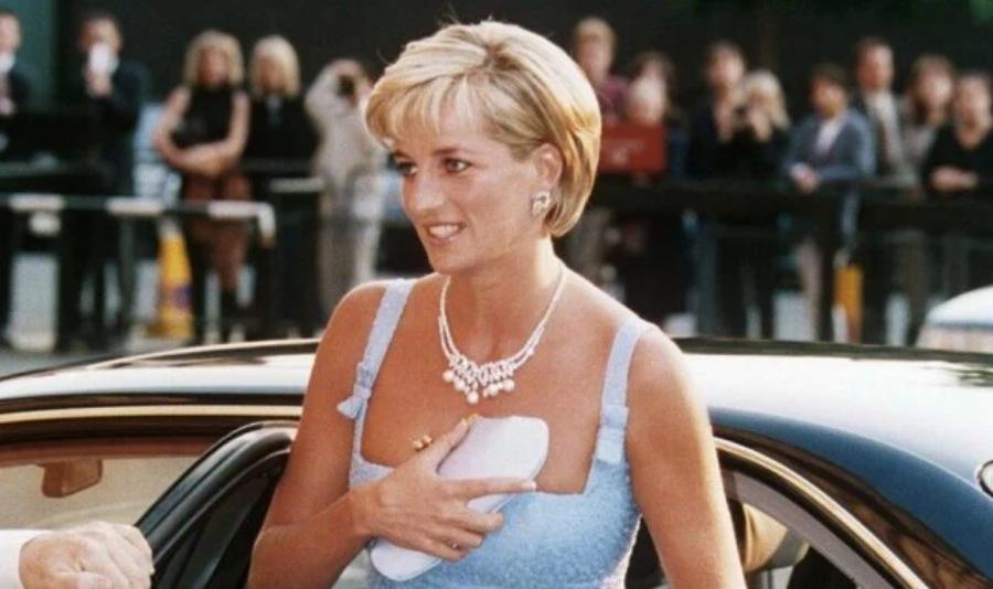 Πριγκίπισσα Νταϊάνα: Ο χωρισμός των γονιών της, το απραγματοποίητο όνειρο, η απιστία και το τραγικό τέλος