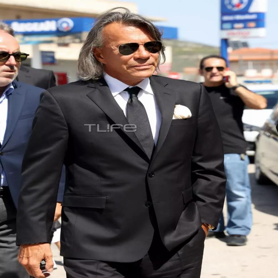 Κοσμοσυρροή στο τελευταίο αντίο της Ειρήνης Παππά: Η κηδεία της έγινε στο Χιλιομόδι Κορινθίας