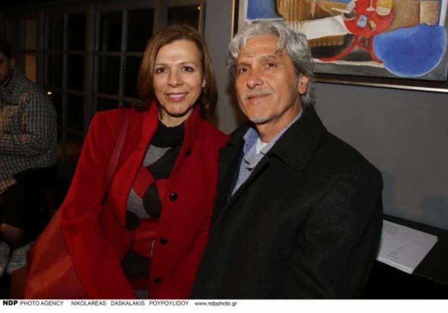 Πιο όμορφη από ποτέ στα 54 της: Η Σενιόρα Σούλα από τις Σαββατογεννημένες εντυπωσιάζει σήμερα και ο κούκλος σύζυγός της