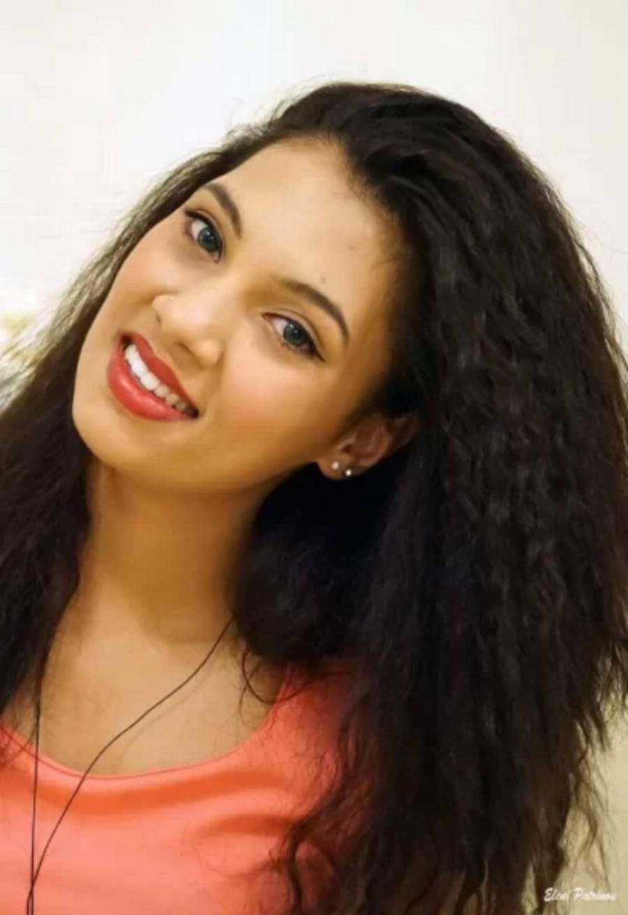 Σπαραγμός και πένθος στην Αμαλιάδα: Το τελευταίο αντίο για την 23χρονη μαμά 2 μικρών παιδιών