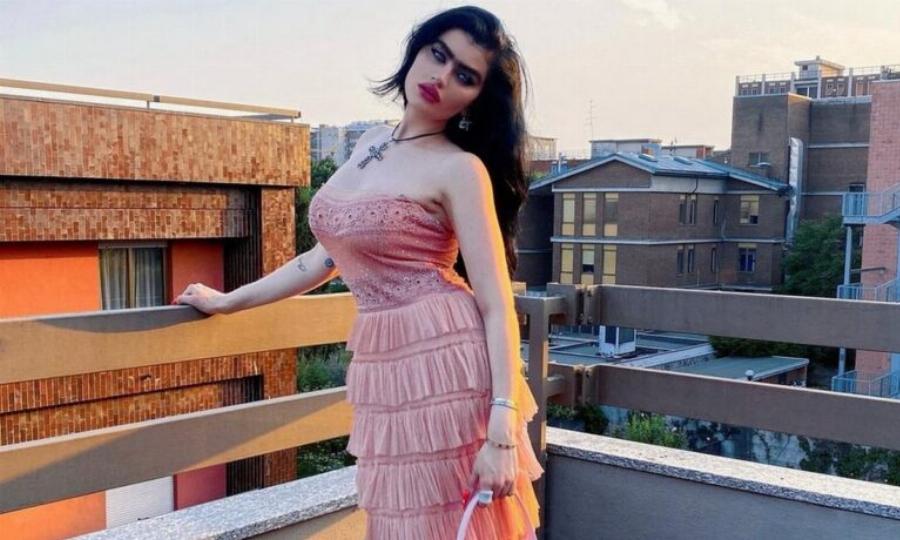 Τα διάσημα φρύδια της Σοφίας Χατζηπαντελή: Το μοντέλο που απέκτησε παγκόσμια φήμη για τα πυκνά φρύδια του