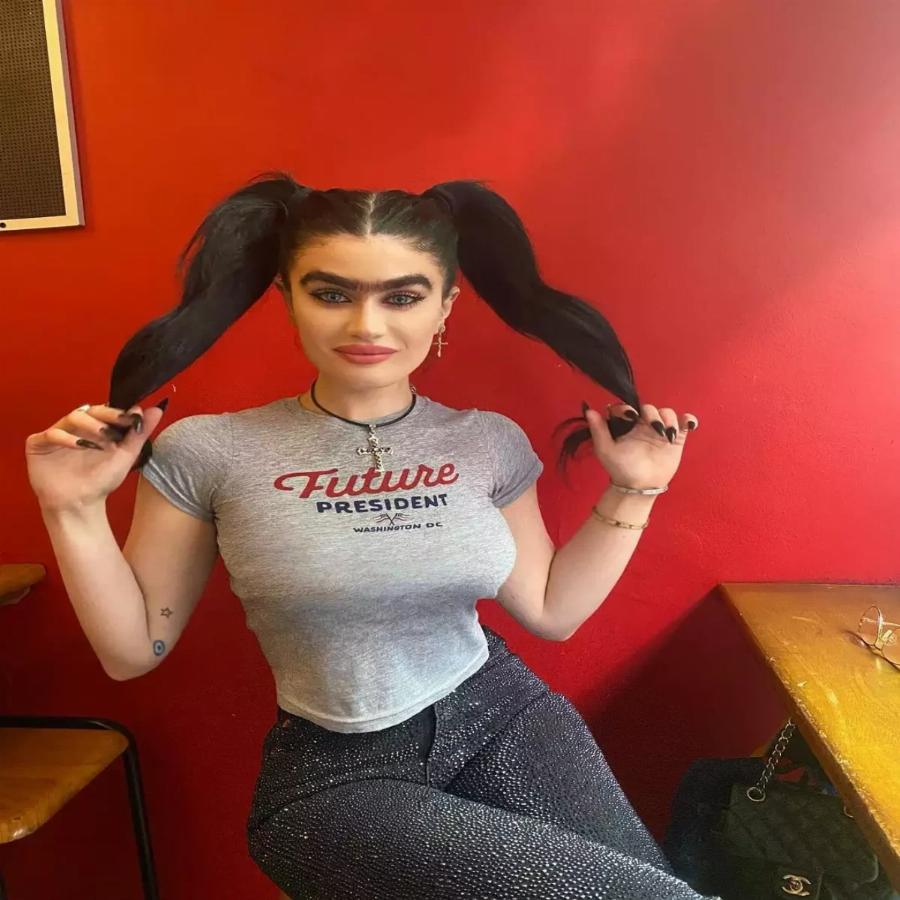 Μοντέλο, ετών 25 και κούκλος: Αυτός είναι ο μελαχρινός σύντροφος της Σοφίας Χατζηπαντελή