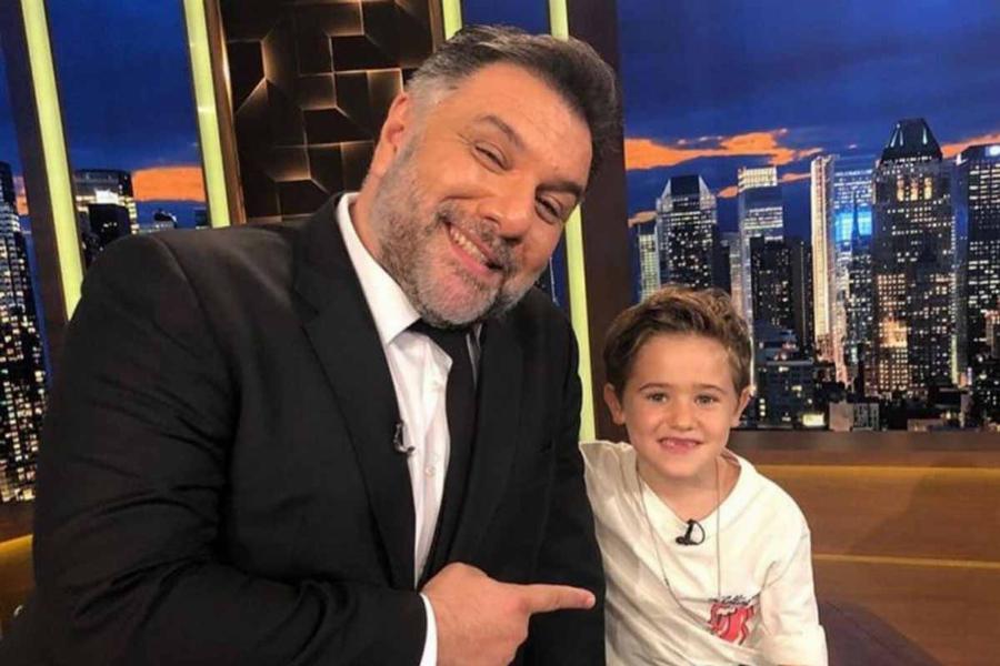 Σπύρος Ντούγιας: Ο μικρός που έκλεψε τις καρδιές του ελληνικού κοινού, ο ρόλος στις Άγριες Μέλισσες και η υποτροφία σε σχολή θεάτρου