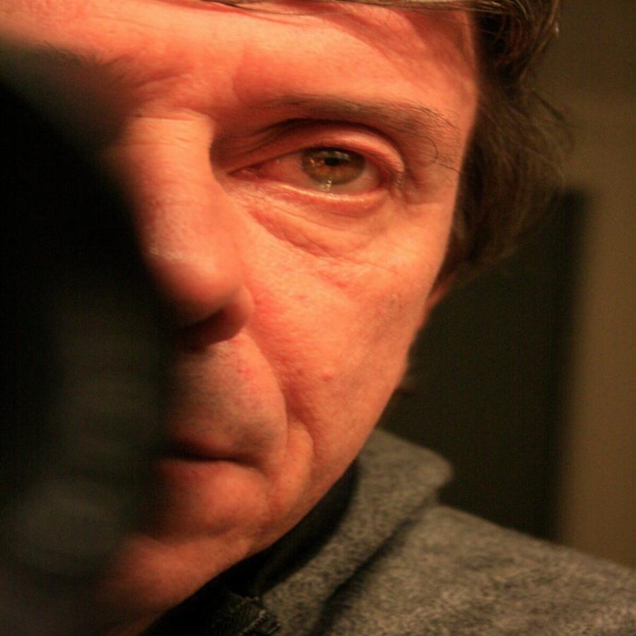 Αγνώριστος ο Στέλιος από τη σειρά Εμείς κι Εμείς: Σήμερα είναι 60 ετών και παραμένει εξίσου γοητευτικός