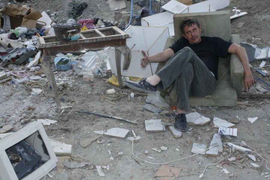 Αγνώριστος ο Στέλιος από τη σειρά Εμείς κι Εμείς: Σήμερα είναι 60 ετών και παραμένει εξίσου γοητευτικός