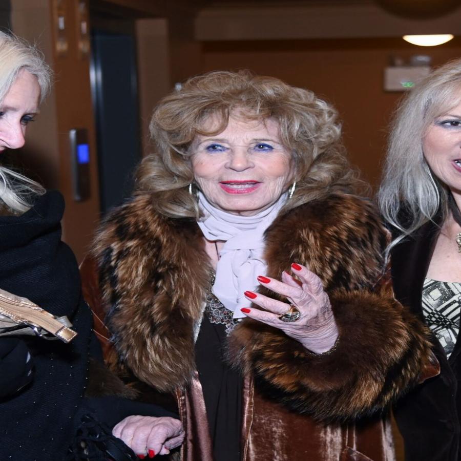 Δέσποινα Στυλιανοπούλου: Τα χρέη, η συνεργασία με την Αλίκη Βουγιουκλάκη και το μεγάλο απωθημένο