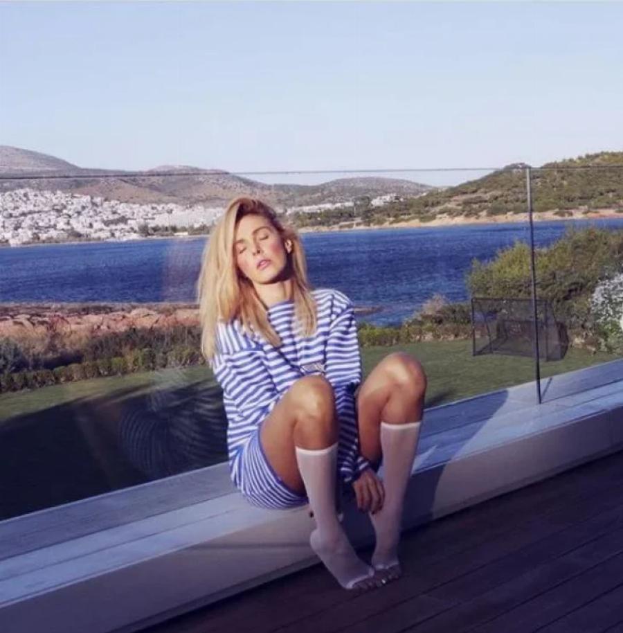 Τάμτα: Το υπερπολυτελές σπίτι στα νότια προάστια, η μαγευτική θέα στην θάλασσα και ο ονειρεμένος γάμος