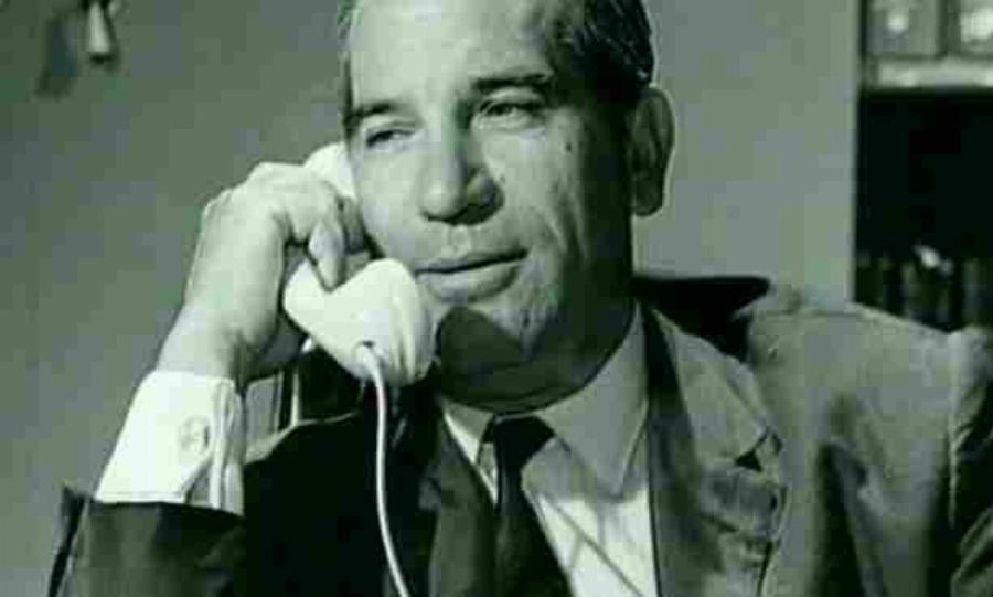 Τίτος Βανδής: Η πλούσια καταγωγή, η ελονοσία, η καριέρα στις ΗΠΑ, οι 6 γάμοι, οι τελευταίες κουβέντες και ο θάνατος στο νοσοκομείο