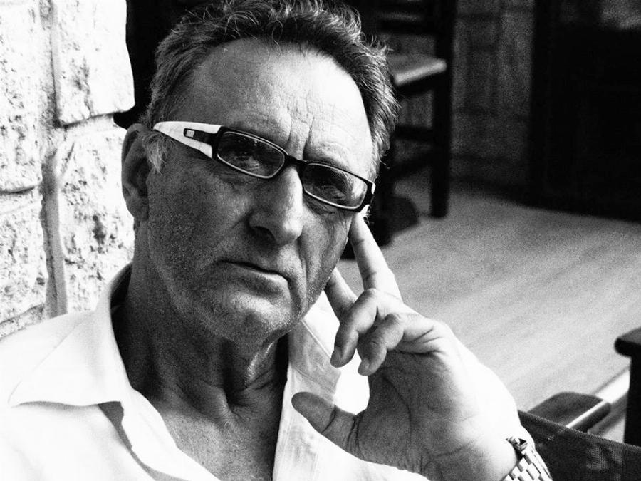 Σταμάτης Τζελέπης: Τα δύσκολα χρόνια, το πρότυπο του Μουστάκα και οι ηθοποιοί που χρωστούσαν στις τράπεζες