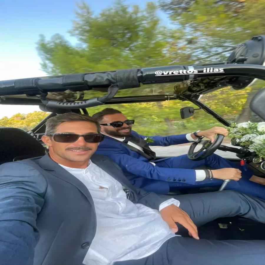 Χαρές και γλέντια: Παντρεύτηκε ο Ηλίας Βρεττός την Αναστασία Δεληγιάννη