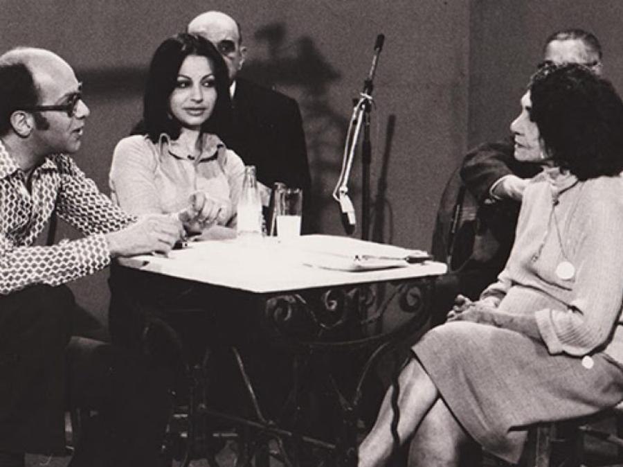 Ρόζα Εσκενάζυ: Το αληθινό όνομα, το κυνήγι του Μεταξά στους ρεμπέτες, η συνεργασία με την Χαρούλα Αλεξίου και το άδοξο τέλος με έναν πρόχειρο τάφο