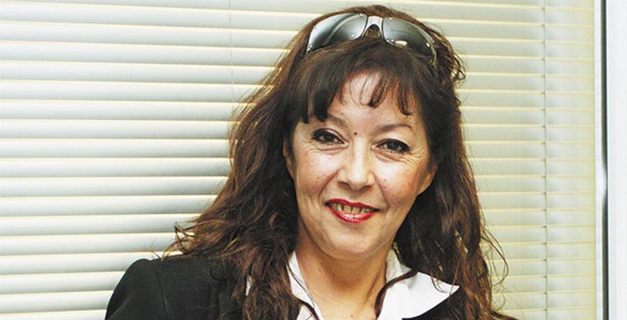 Βίνα Ασίκη: Η μεγάλη ντίβα της βιντεοκασέτας των 80’s, οι δικαστικές διαμάχες και ο λόγος της εξαφάνισης της από τη δημοσιότητα