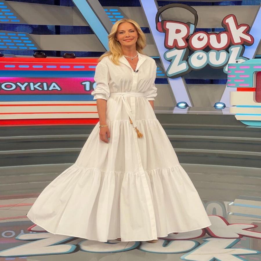 Η Ζέτα Μακρυπούλια σου δίνει και πάλι την λύση: Σου προτείνει το τέλειο φόρεμα να βάλεις στο γραφείο