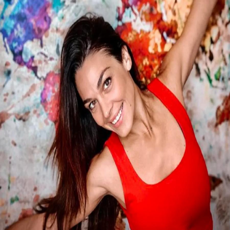 Κορμί λαμπάδα η Ιωάννα Τριανταφυλλίδου: Άφησε τους πάντες άφωνους με μαγιό στην Φολέγανδρο