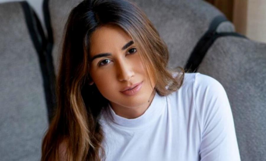 Ίδια με την Έλενα: Αυτή είναι η πανέμορφη αδερφή της Κρεμλίδου που έγινε viral στο Tik-Tok