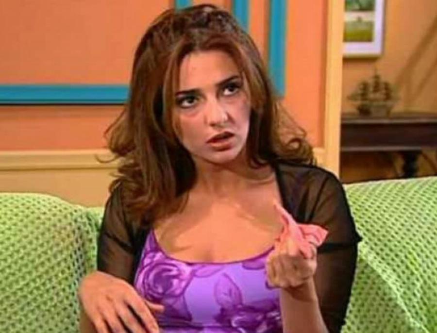 Μαρία Λεκάκη: Η καριέρα στην τηλεόραση, ο αντιδήμαρχος αδελφός της, η κούκλα έφηβη κόρη της και το γουστόζικο μίνιμαλ σπίτι της