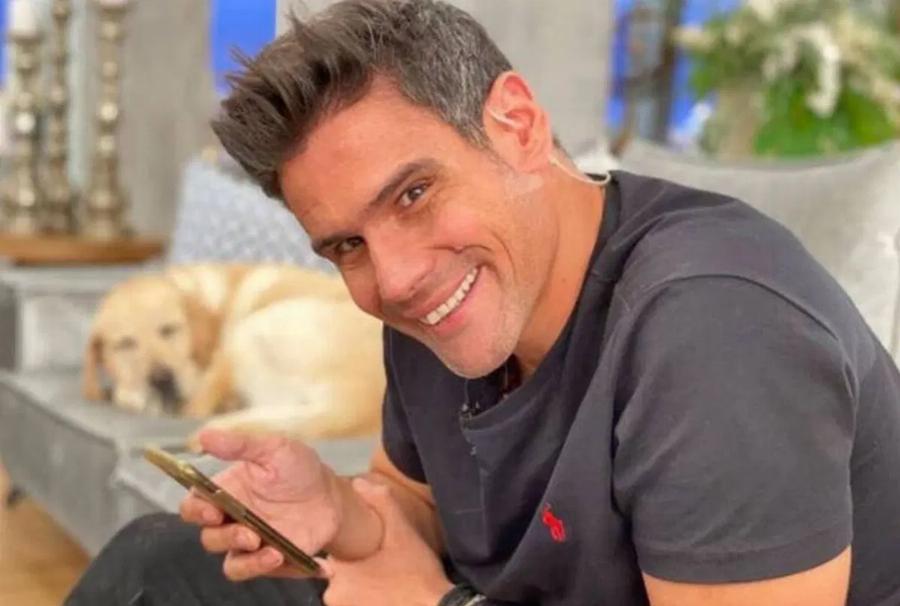 Δημήτρης Ουγγαρέζος: Ξυπνάω και κάνω τον σταυρό μου που δουλεύω με την Ελένη Μενεγάκη