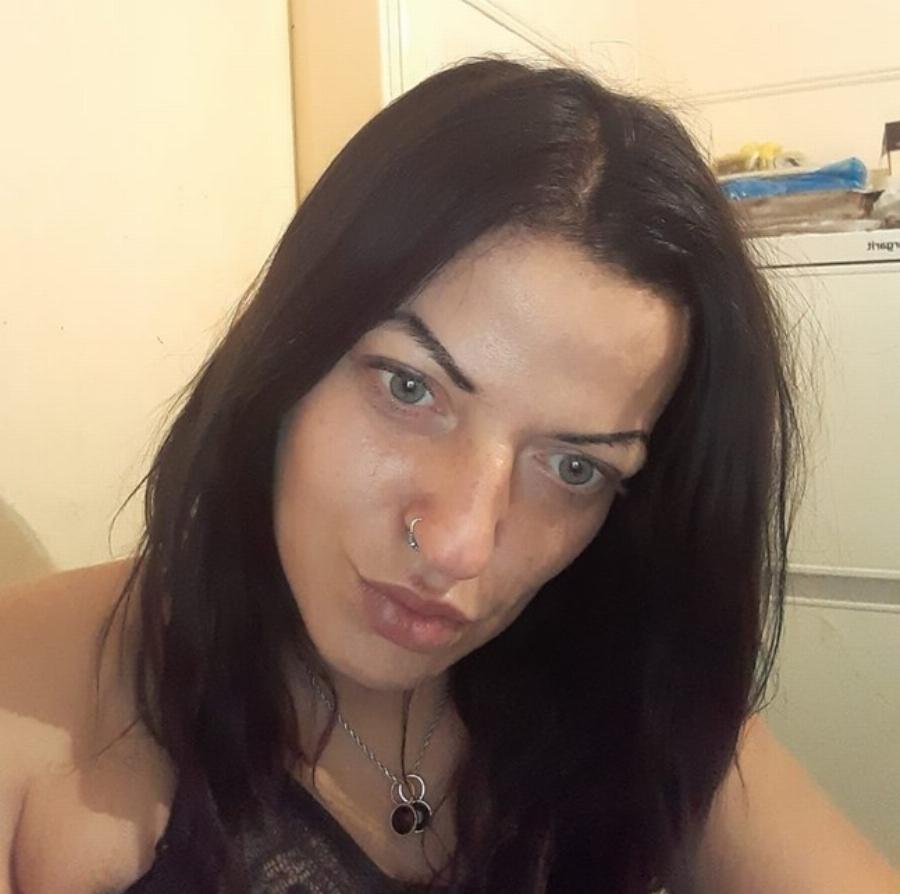 Πανελλήνια συγκίνηση: Αυτή είναι η 35χρονη Ιωάννα που δολοφονήθηκε από τον Πακιστανό σύντροφο της