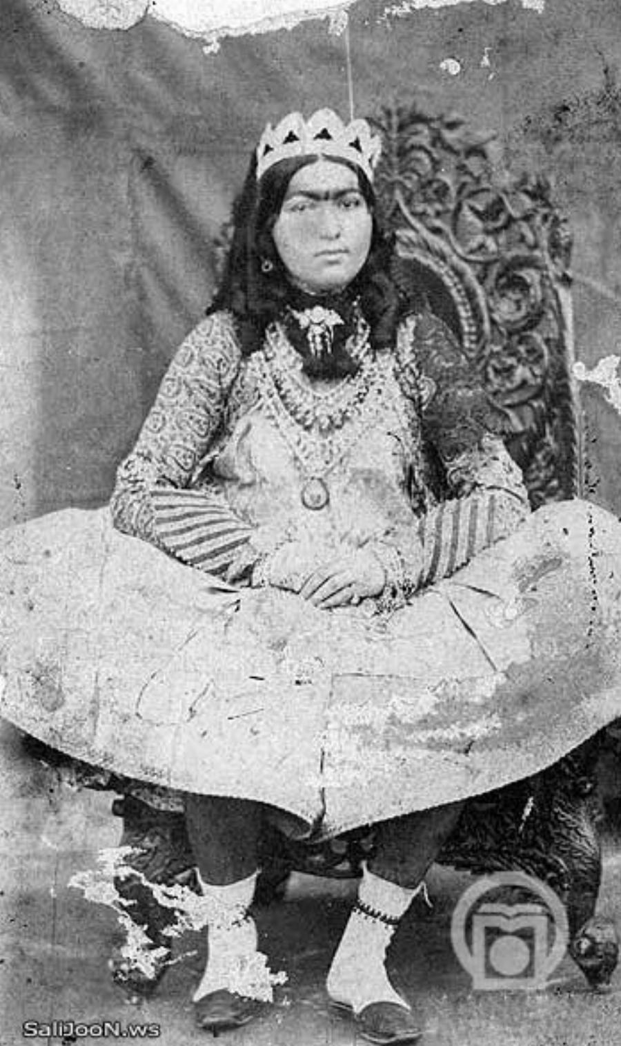 Την ήθελαν όλοι για την ομορφιά της: Η Ιρανή πριγκίπισσα που διεκδίκησαν 150 άντρες με 13 να αυτοκτονούν επειδή τους απέρριψε