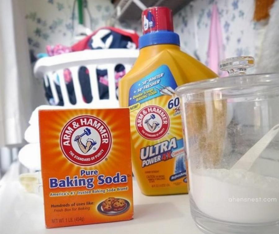 Πλύσιμο ρούχων: Οι ειδικοί σου δίνουν τα μυστικά για κάτασπρα ρούχα χωρίς λευκαντικά και χρωμοπαγίδες