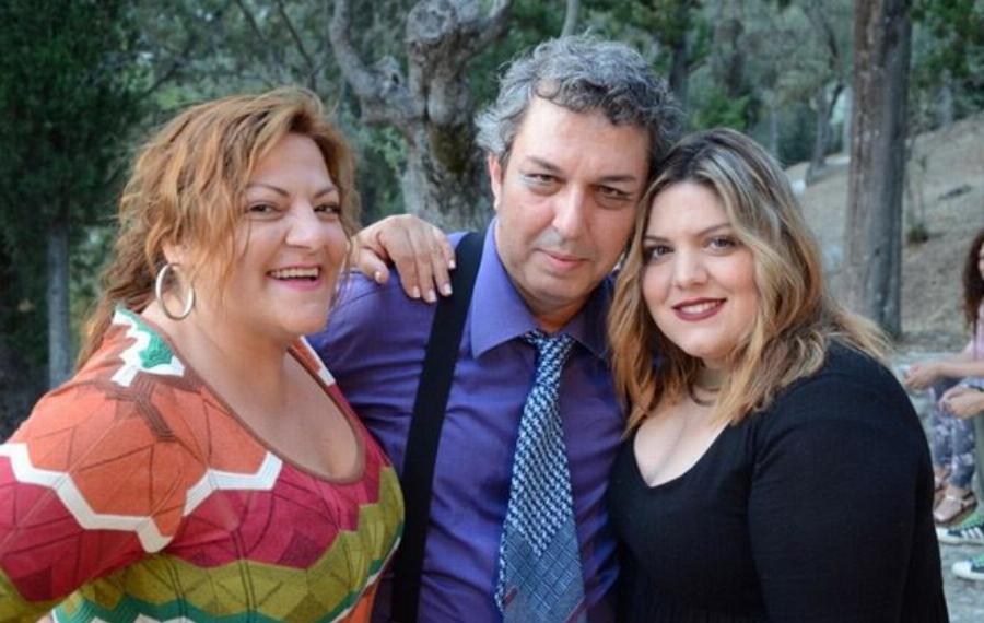 Βίκυ Σταυροπούλου: «Χώρισα και βρέθηκα από καλοπαντρεμένη, άφραγκη, φοιτήτρια στη σχολή με ένα μωρό»