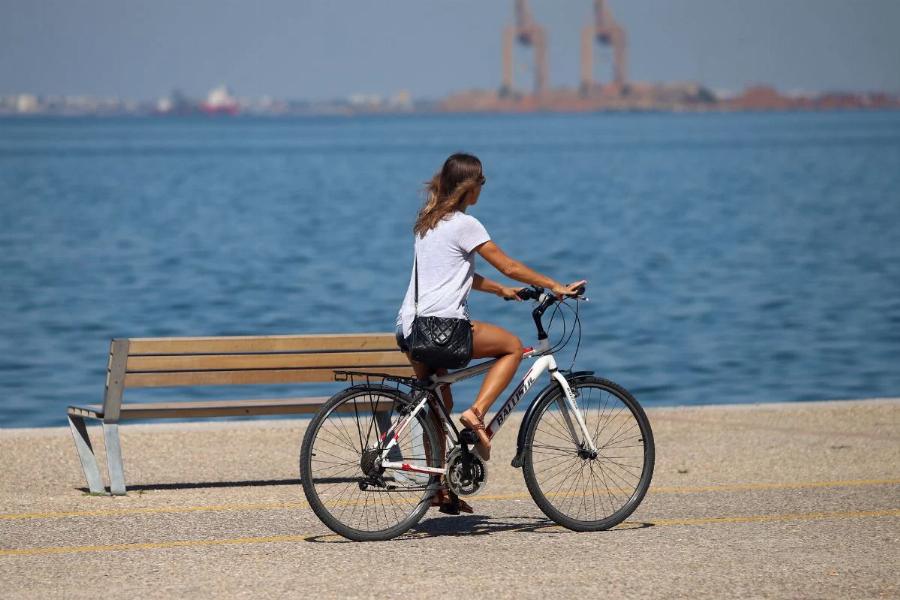 «Τρελός καιρός σπάει όλα τα ρεκόρ»: «Συναγερμός» από Σάκη Αρναούτογλου, τεράστια ανησυχία για τις θερμοκρασίες