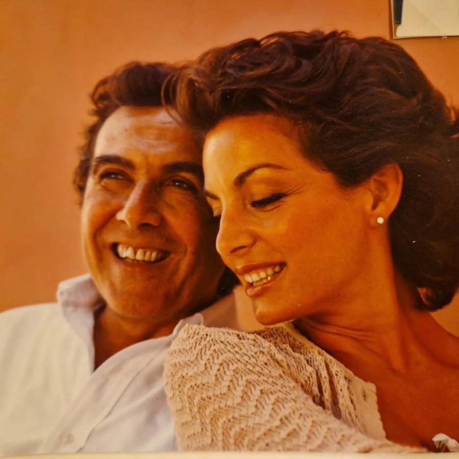 Άντζελα Γκερέκου: Τα δάκρυα για τον Τόλη Βοσκόπουλο, η κόρη τους και η μεγάλη πικρία