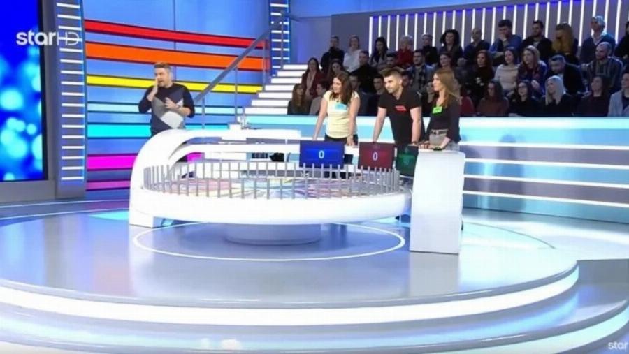 Viral παίκτης έδωσε επίτηδες λάθος απάντηση για κερδίσει συμπαίκτριά του: Αποθεώθηκε από τον Πολυχρονίδη