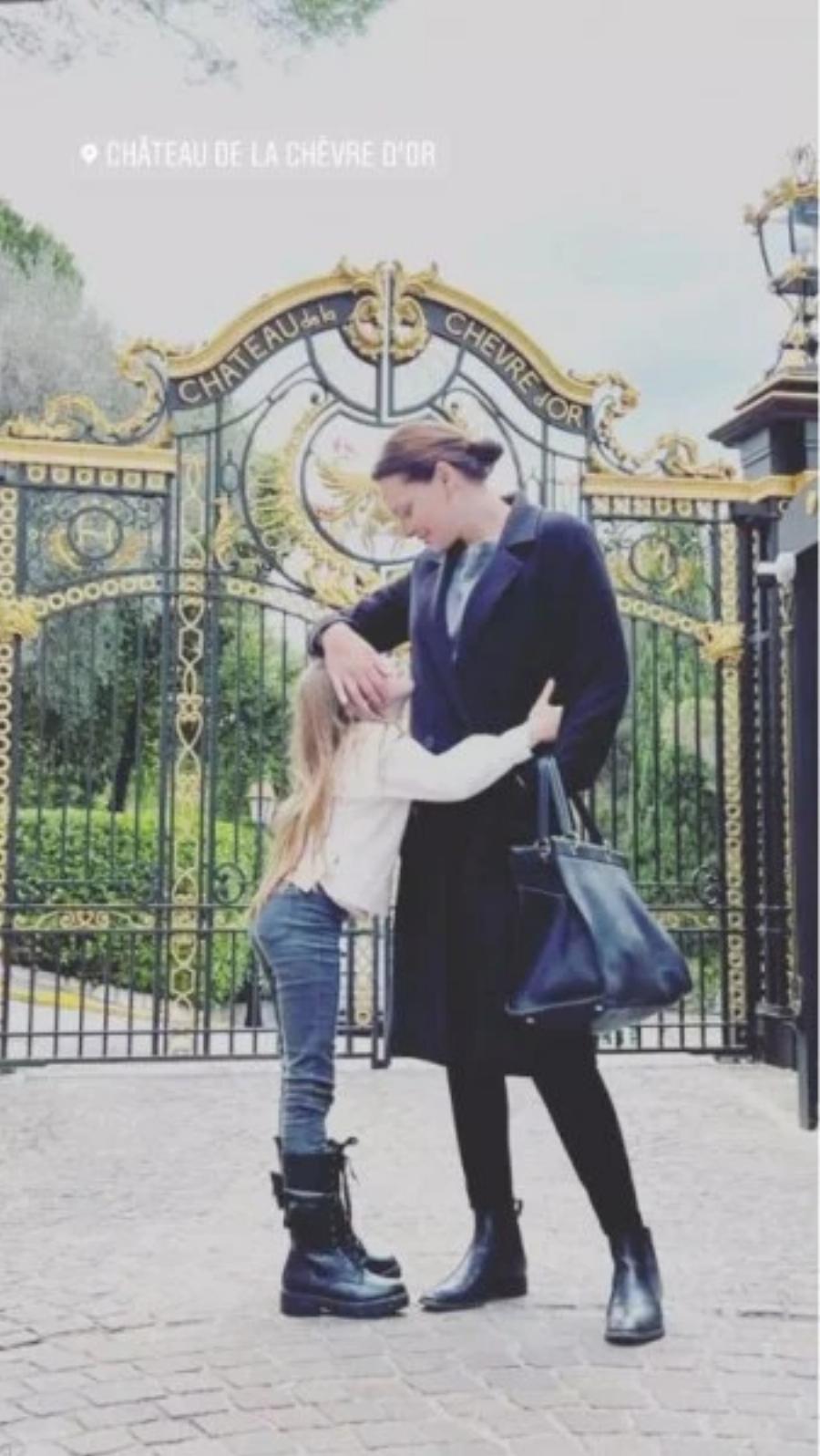 Χάρμα οφθαλμών: Η κόρη του Ρέμου και της Μπόσνιακ είναι πανύψηλη με ξανθό μαλλί και μία κούκλα