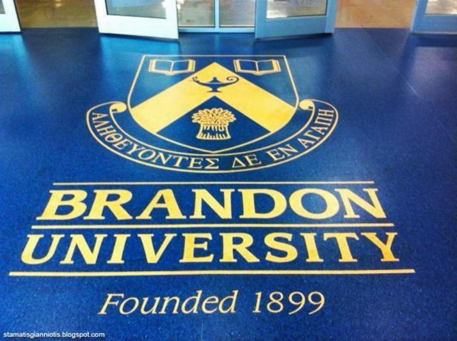 Η υπερηφάνεια των Ελλήνων: 30 ελληνικές επιγραφές στο εξωτερικό που μας κάνουν χαρούμενους για την πατρίδα μας