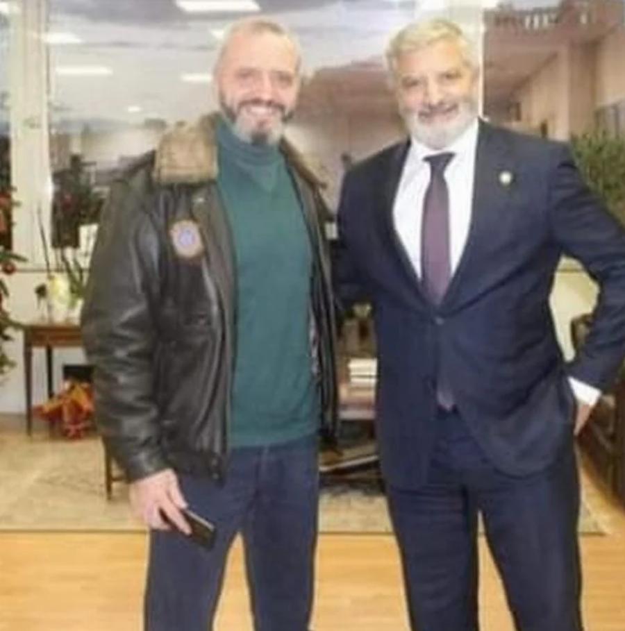 Σπάει την σιωπή του ο Γιώργος Πατούλης: Η απάντηση για τον 53χρονο βιαστή και τις κοινές φώτο τους