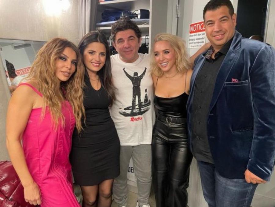 Κατάξανθη, σαν σταρ του Χόλιγουντ: Ξετρέλανε τους πάντες η Καλομοίρα με την νέα θεαματική αλλαγή στην εμφάνιση της