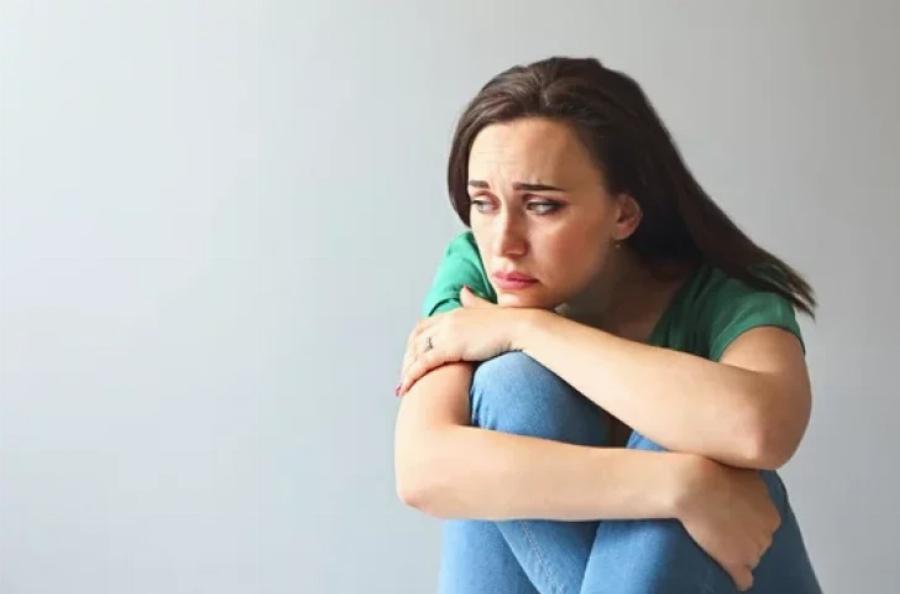 «Χώρισα τον σύζυγό μου για έναν πιτσιρικά και το μετάνιωσα. Τι να κάνω για να γυρίσω στην οικογένεια μου;»