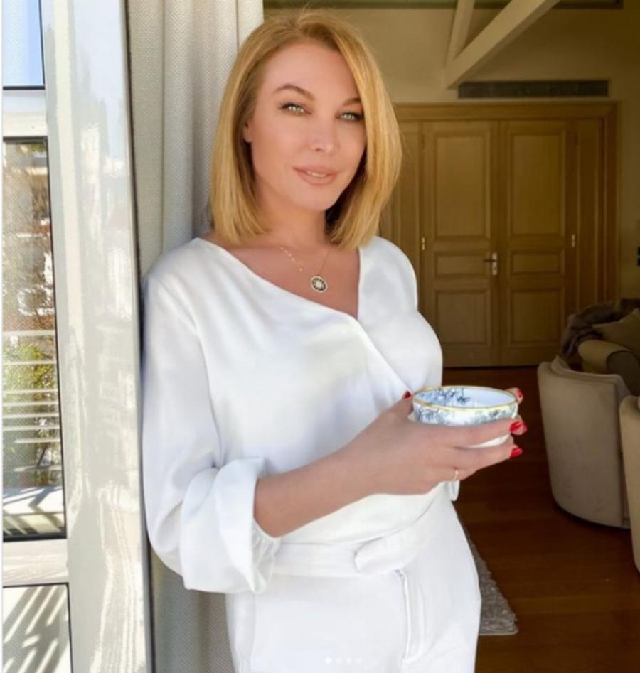 Ένα παλάτι για την Στεφανίδου και τον Ευαγγελάτο: Η υπέροχη βίλα στην Κηφισιά, η τεράστια κουζίνα και η χλιδάτη κρεβατοκάμαρα