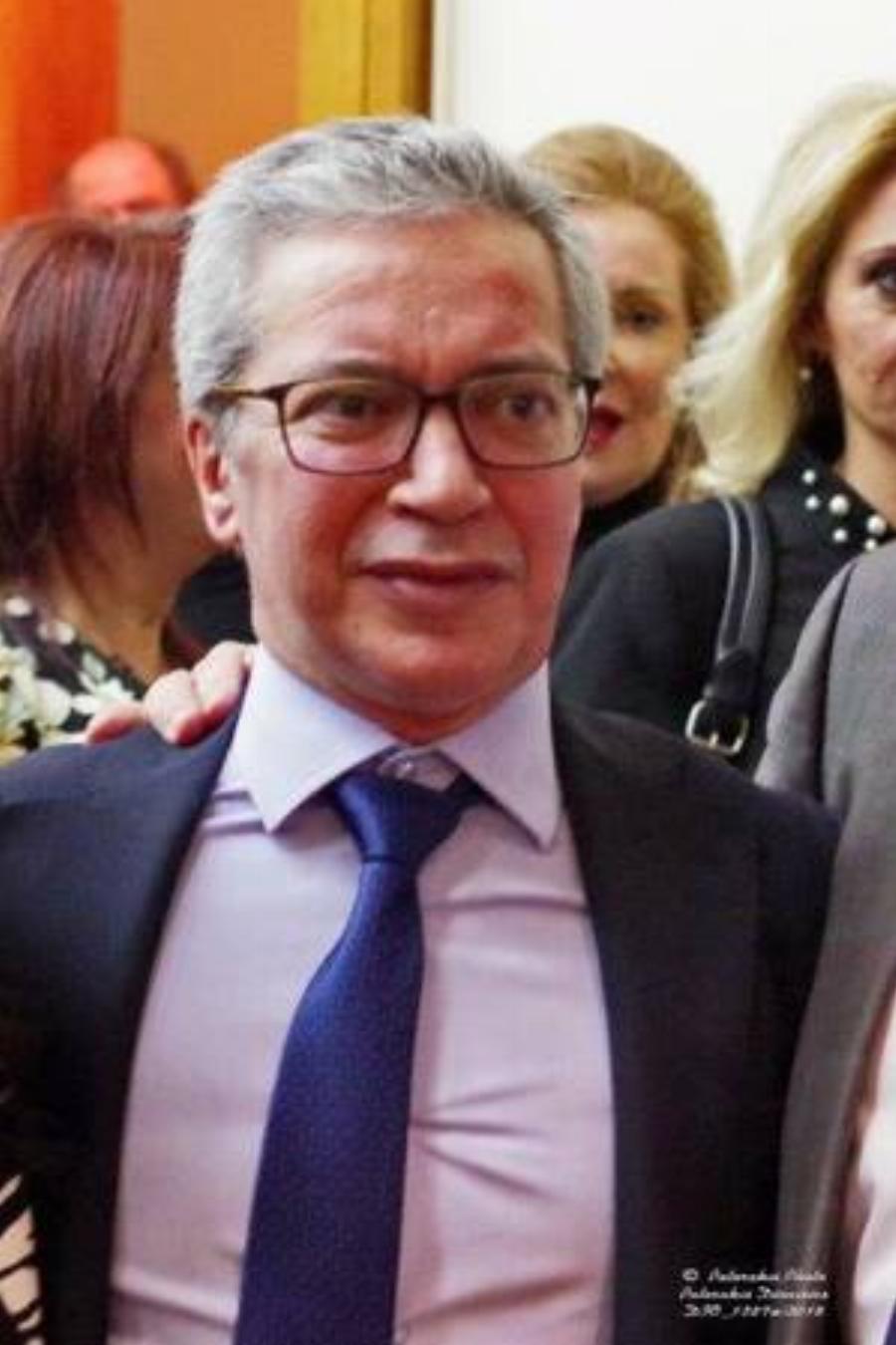 Ιωάννης Σκλαβενίτης: Τα φτωχικά χρόνια, το ξεκίνημα από το μηδέν, η κόντρα στις πολυεθνικές και η κορυφή που δεν άργησε να έρθει