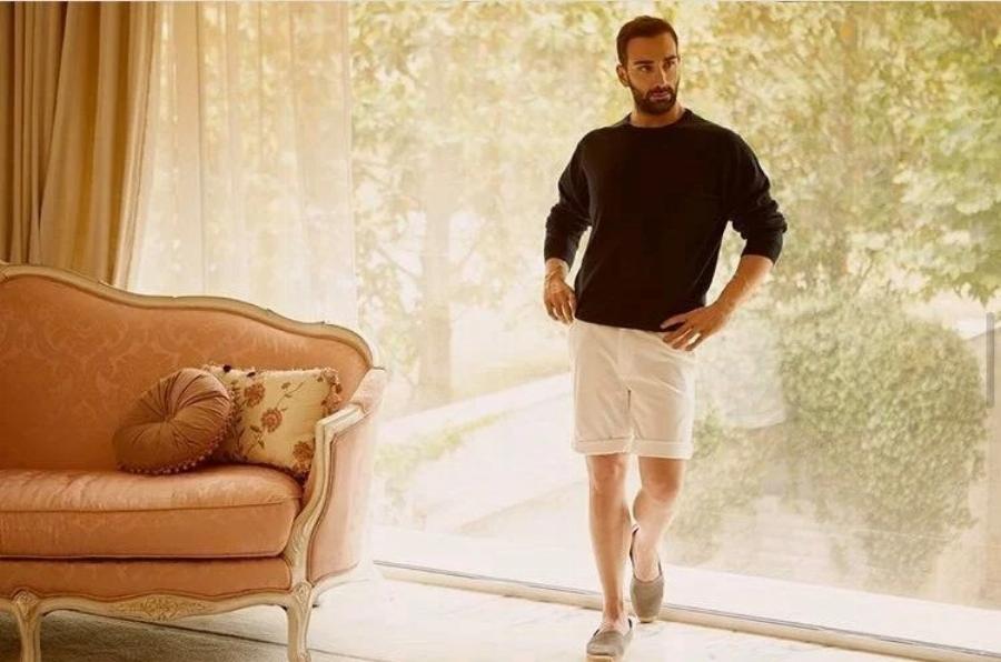 Λες και βγήκε από παραμύθι: Πισίνα, solarium και ολόκληρο γυμναστήριο έχει η 3όροφη βίλα του Νίκου Κοκλώνη