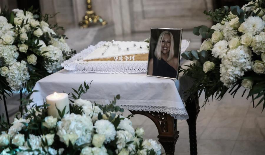 Φώφη Γεννηματά: Σε κλίμα συγκίνησης το μνημόσυνο για τον έναν χρόνο από τον θάνατό της