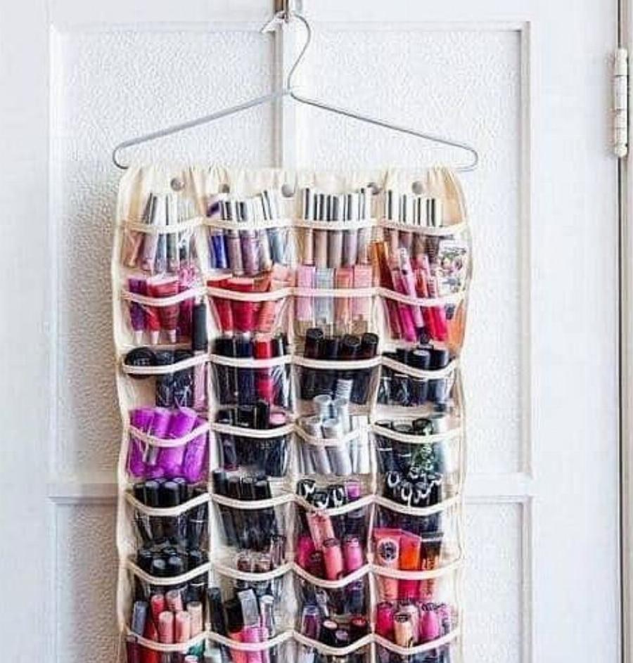 Με αυτές τις συμβουλές θα καταφέρετε να καθαρίσετε και να οργανώσετε το μπάνιο σας