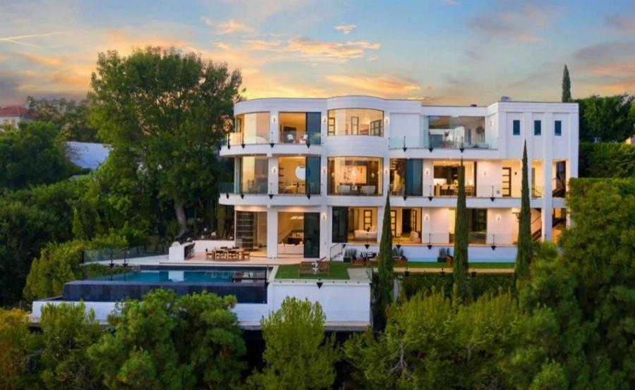 Πάρις Κασιδόκωστας: Η υπερπολυτελής βίλα των 14 εκατ με το χλιδάτο εσωτερικό, τίθενται προς πώληση